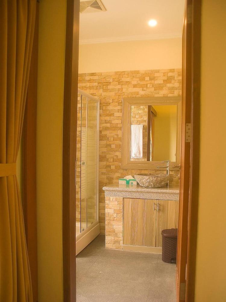 Kubu Daton Homestay Санур Екстер'єр фото