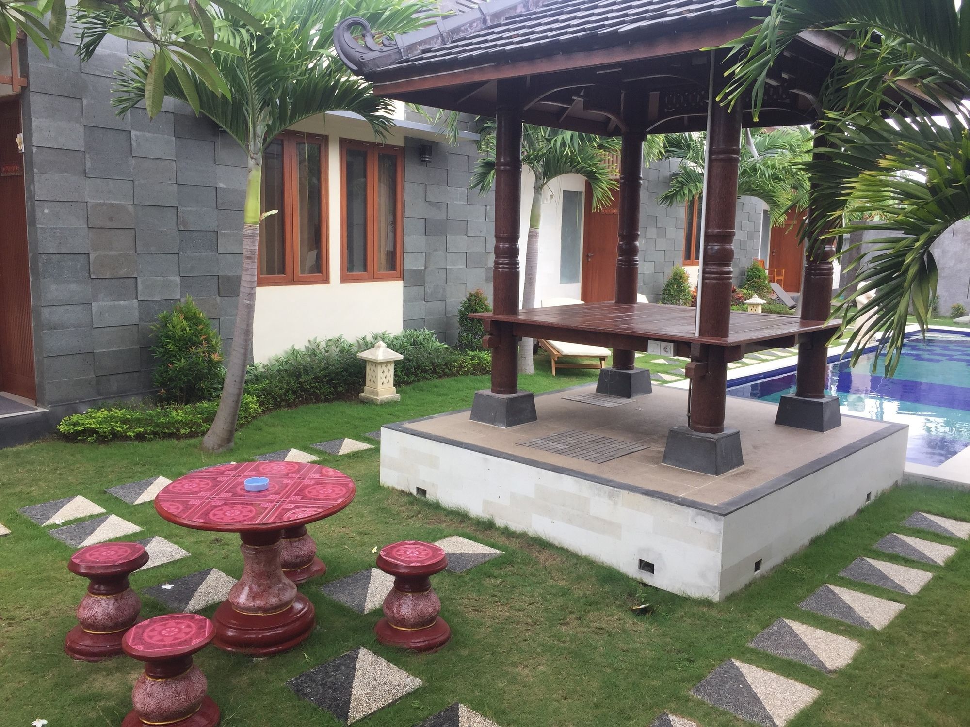 Kubu Daton Homestay Санур Екстер'єр фото